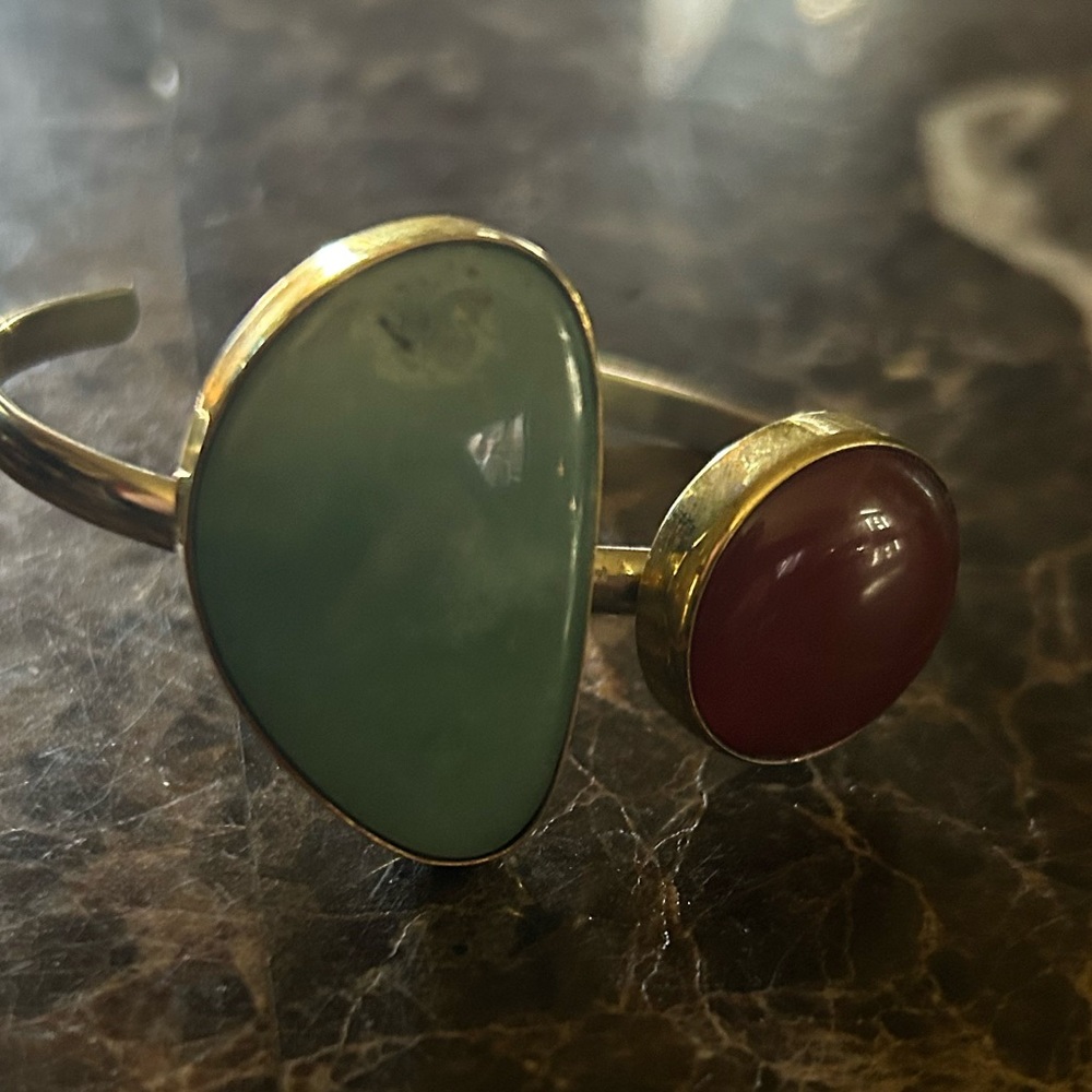 Artisan bracelet stone has a natural flaw not damage. - Picture 2 of 6